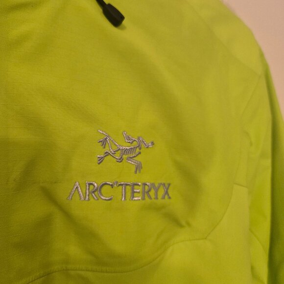 Women's Arcteryx goretex ski shell jacket size M - Picture 3 of 4